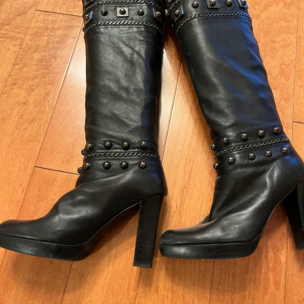 Stuart Weitzman embellished pull up boots